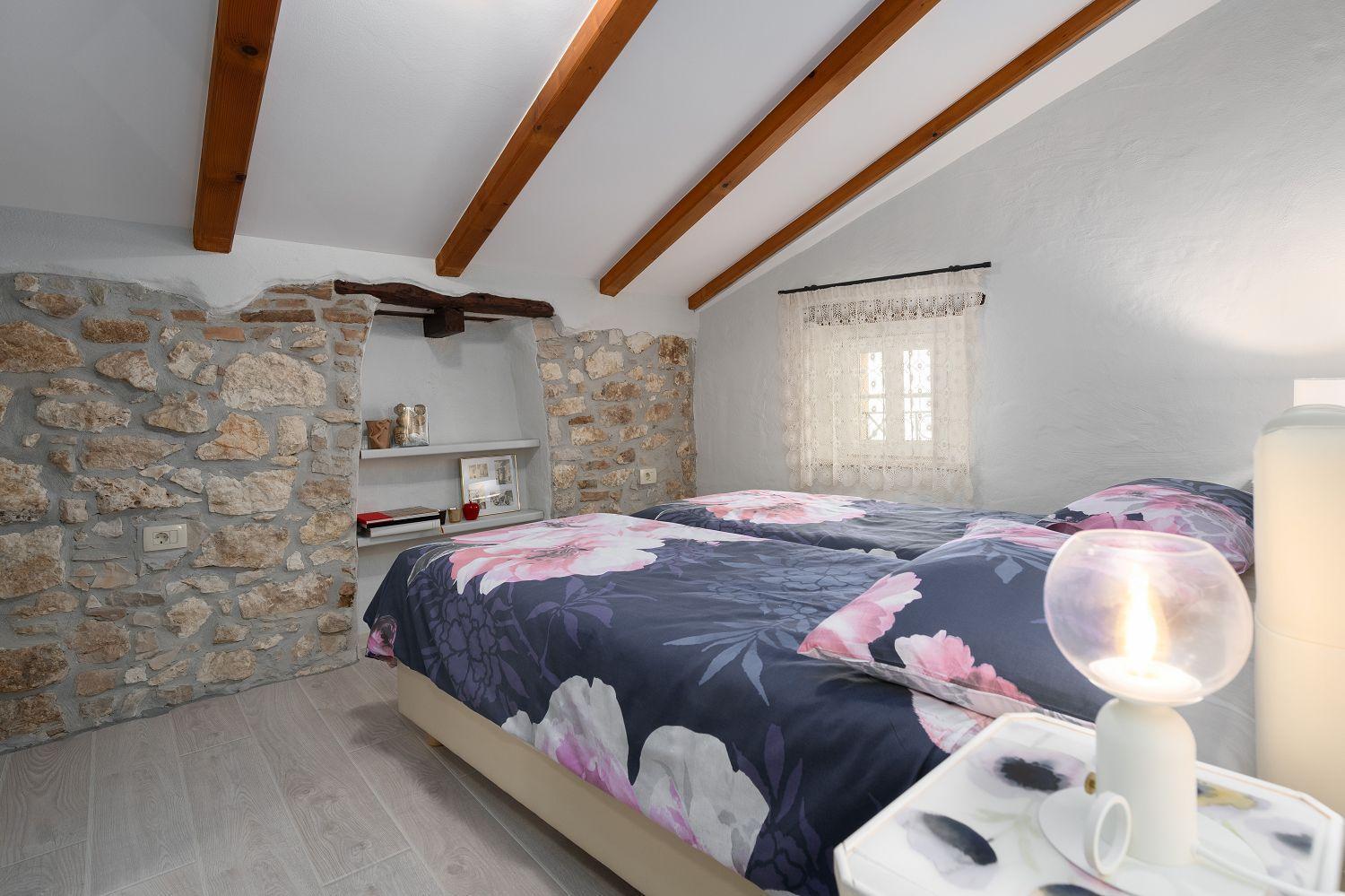 Exquisites Apartment Im Herzen Von Porec Mit Meerblick, Nur 150 Meter Zum Strand Bagian luar foto